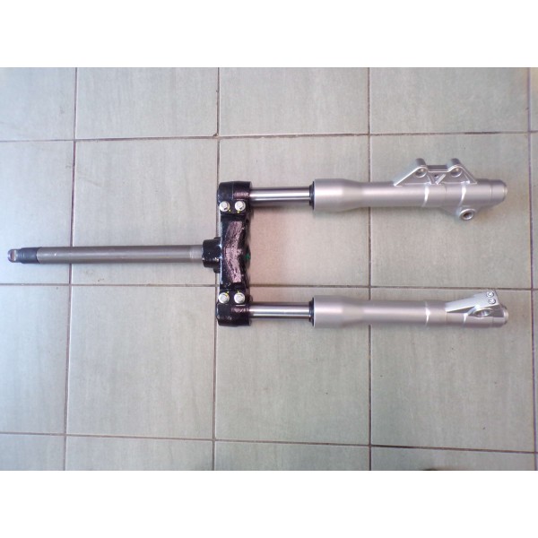 ΠΙΡΟΥΝΙ BEVERLY 300 MY10-350 ABS ΚΩΔ.1C000190R