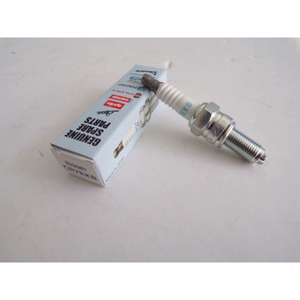 ΜΠΟΥΖΙ NGK CR7EKB SCOOTER 350<>850 2ΑΚΙΔΕΣ  ΚΩΔ. 829981