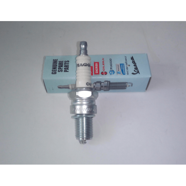 ΜΠΟΥΖΙ CHAMPION P4M (N4) ΜΑΚΡΥΛΑΙΜΟ  ΚΩΔ.438072