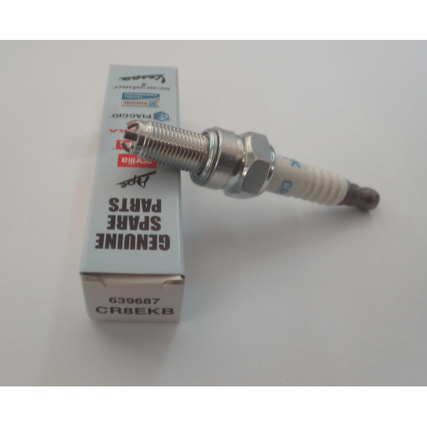ΜΠΟΥΖΙ NGK CR8EKB SCOOTER 300<>350 2 ΑΚΙΔΕΣ  ΚΩΔ. 639687